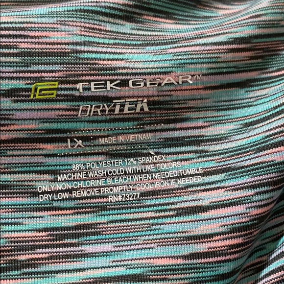 3/4 workout pants - Picture 3 of 3